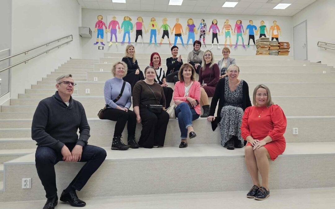 Valgamaa haridusjuhid ja -töötajad õppereisil Soomes – inspiratsioon Suupohja piirkonnast!