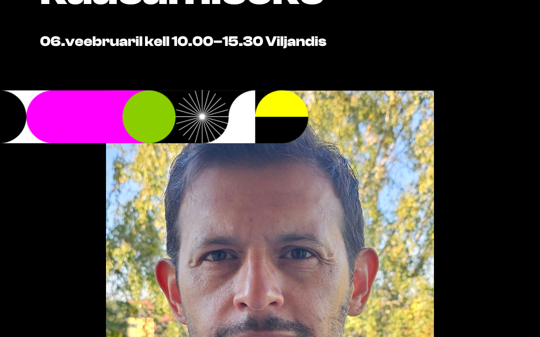 Charlie Moreno Romero räägib Viljandimaa haridustöötajate koolitusel demokraatlikust haridusest